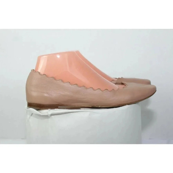 Chloe Lauren Gold Metallic Scalloped Made Italy Sz US 39.5 Sz 8.5Flats Shoes - Picture 6 of 9